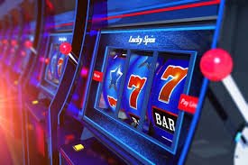 Antarmuka permainan Fortune Mouse dengan simbol-simbol tematik dan tampilan gulungan